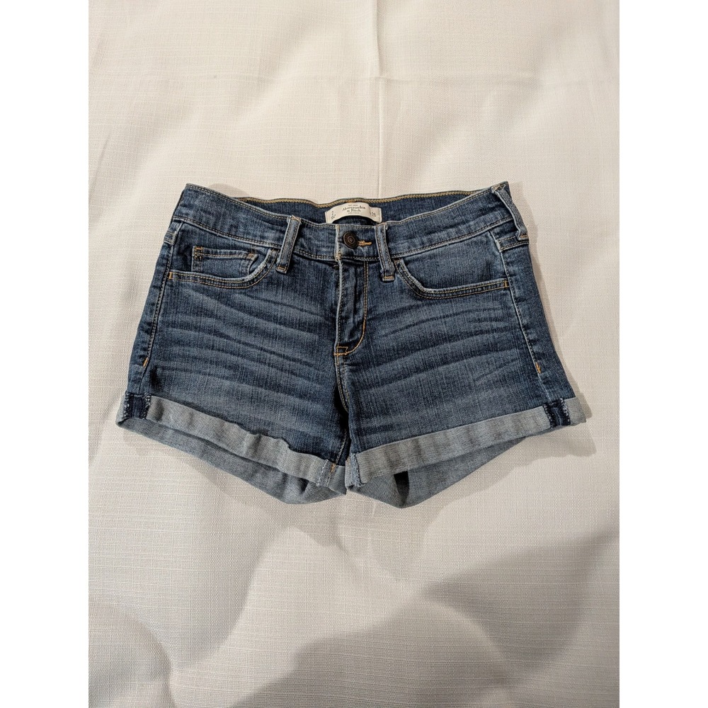 Abercrombie & Fitch Y2K Indie Micro Low Rise Denim Jean Booty Shorts Size 2 w26